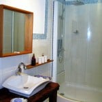 Rental studio ensuite bathroom Rental Studio ensuite Bathroom