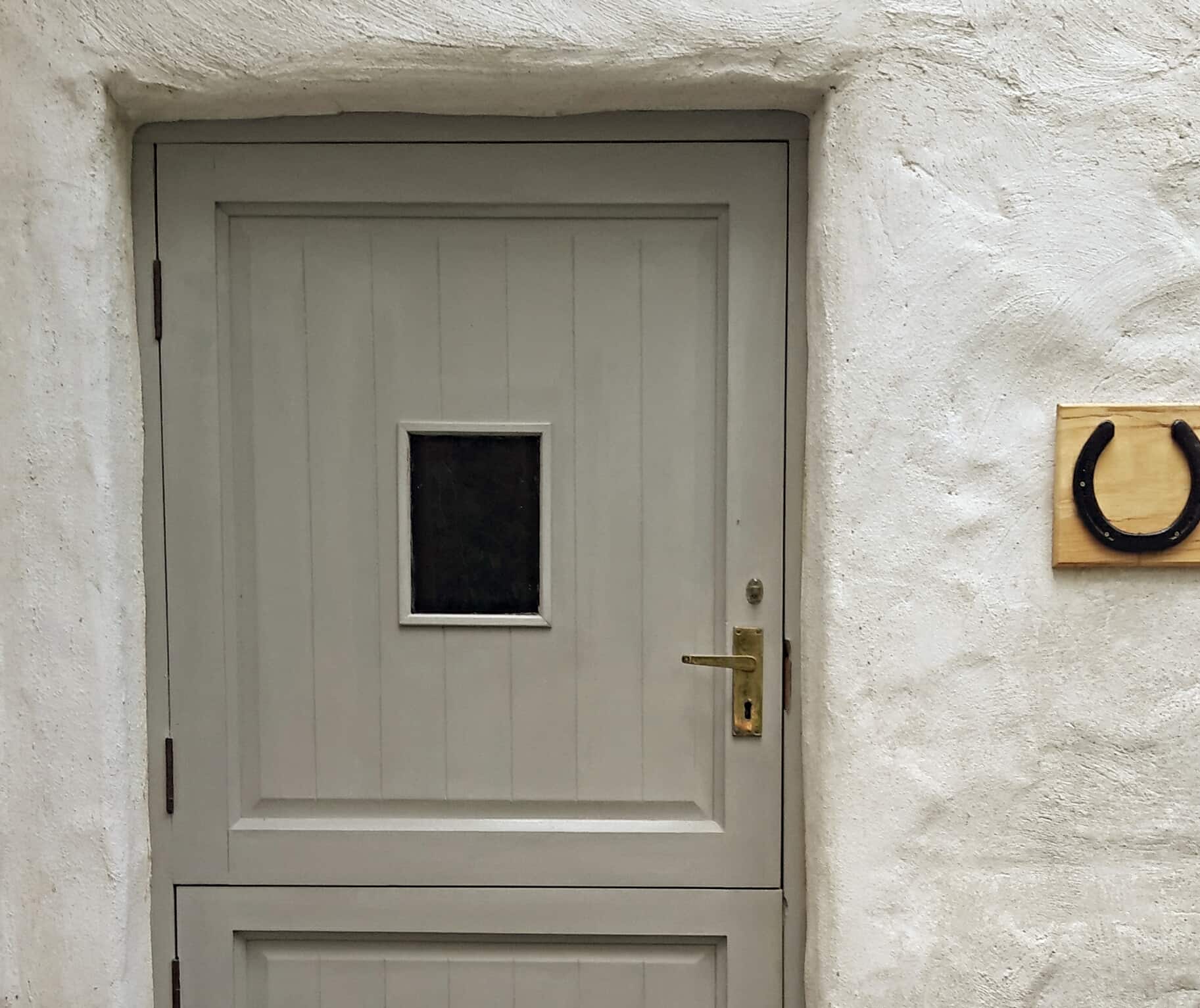 annie sloan paint waxed on exterior wood