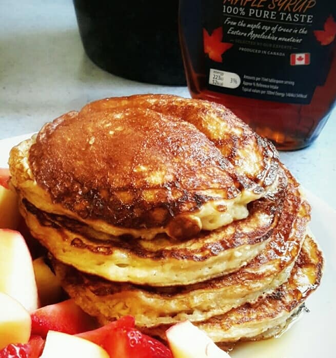 oat pancakes with maple